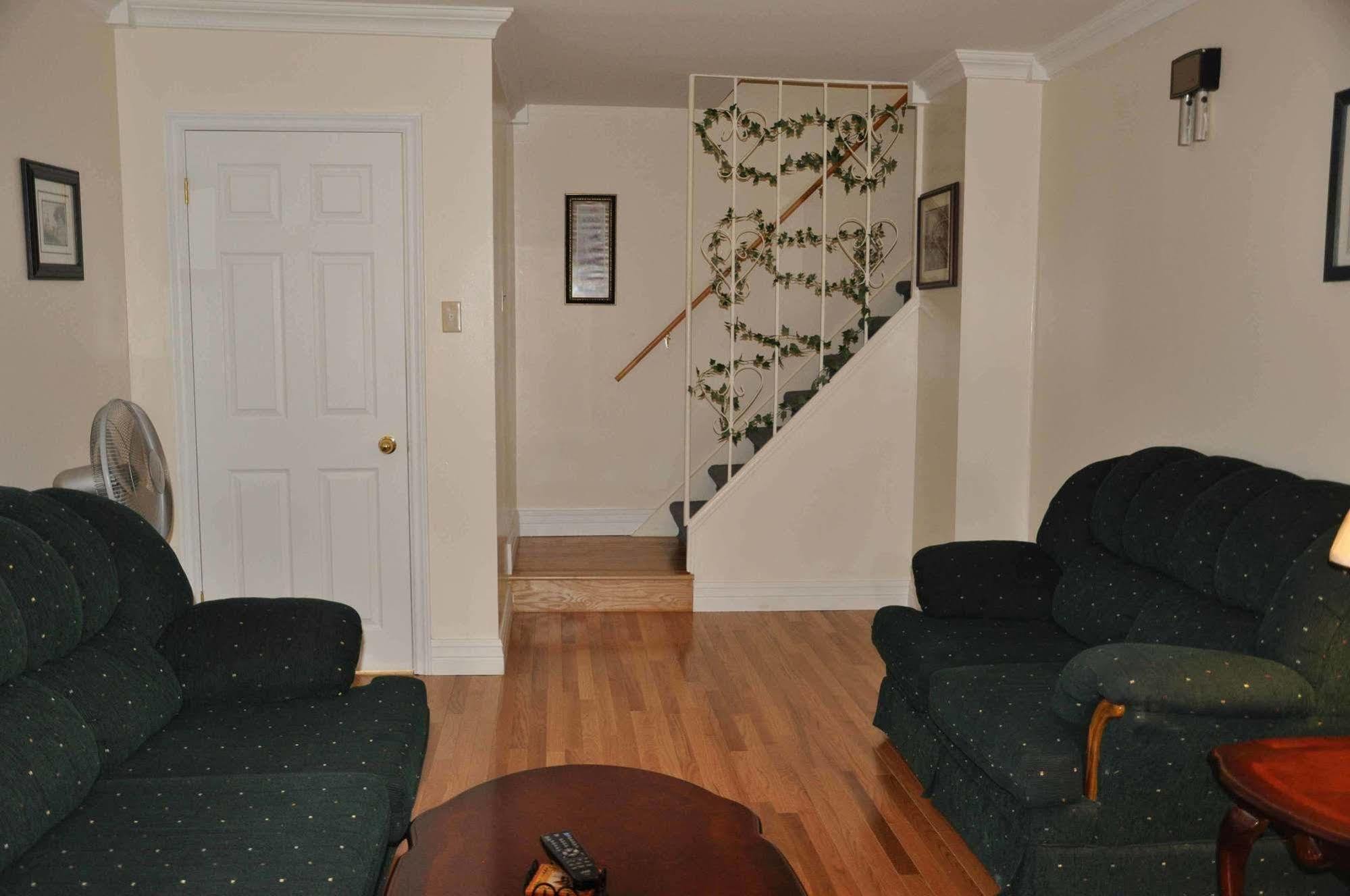 Comerford'S Ocean View Suites Holyrood Kültér fotó
