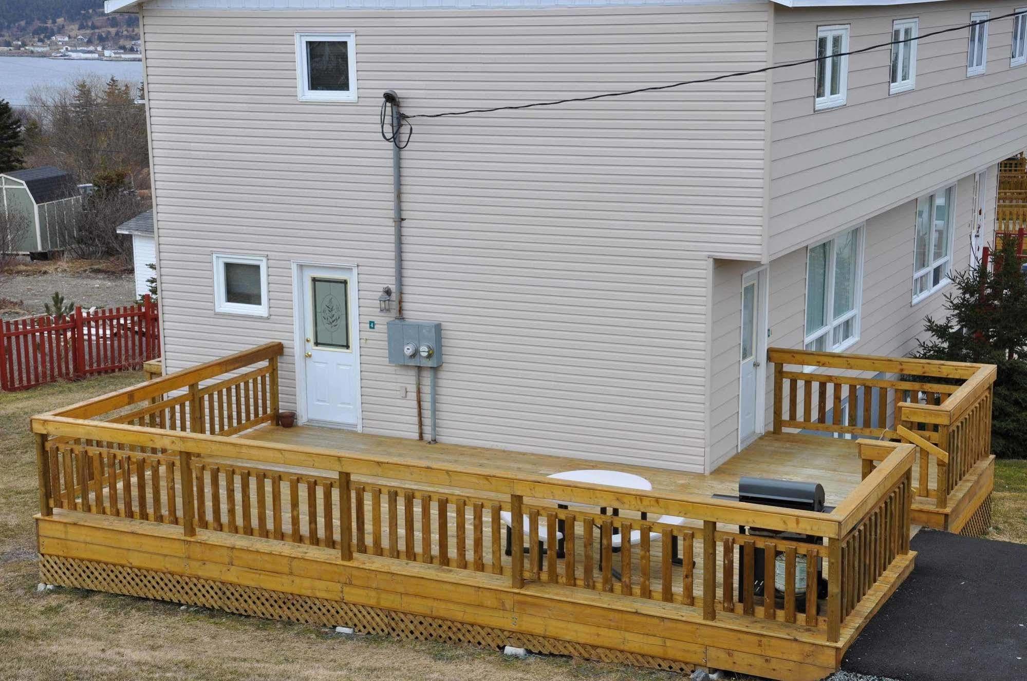 Comerford'S Ocean View Suites Holyrood Kültér fotó